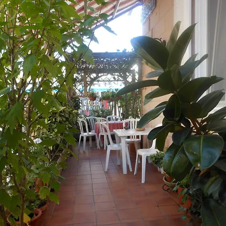 Fiammetta Hotell 2*